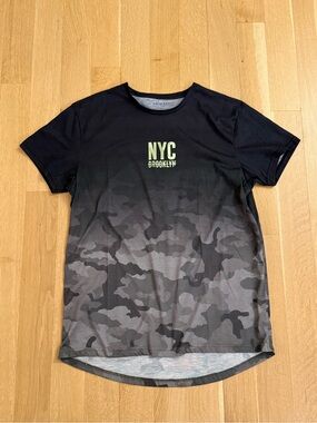 Primark NYC Brooklyn Men's Black Camo Fade T-Shirt